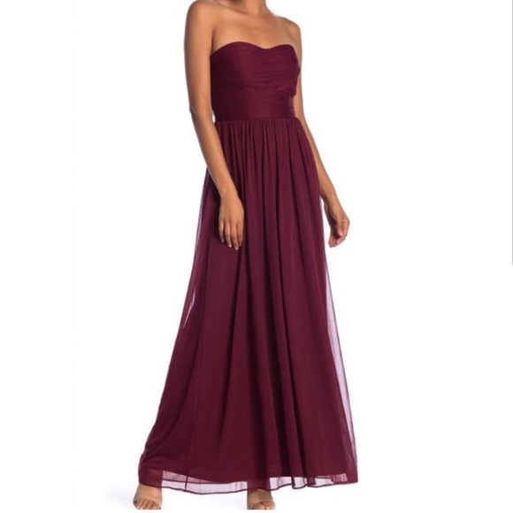 Lovely strapless Marina Merlot colored evening gown. Size 4 - Picture 1 of 6